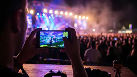 Fortnite no telemóvel transforma cada atualização numa nova batalha